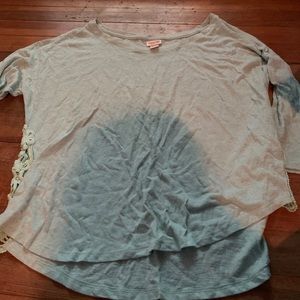 3/4 sleeve, mint top with lace